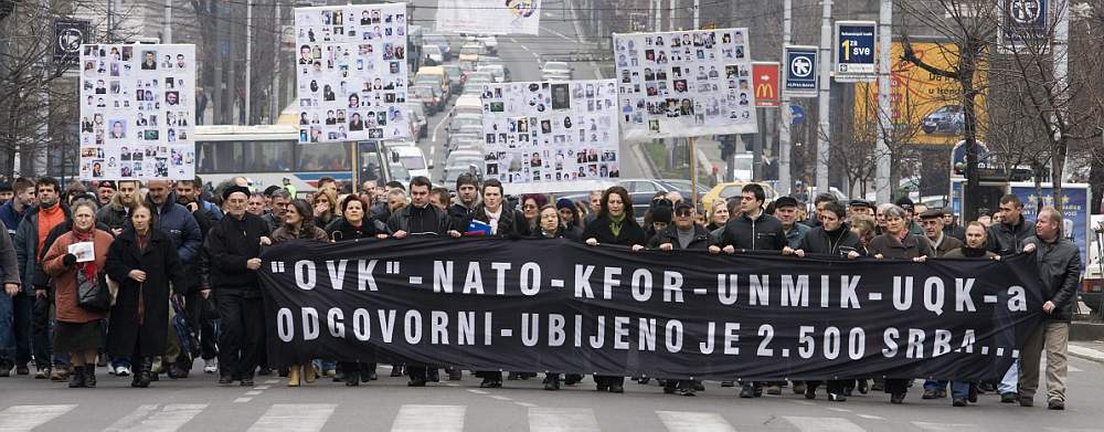 Protesta a Belgrado dei parenti dei
                      desaparecidos